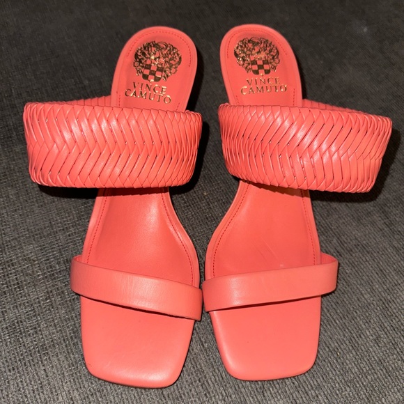 Vince Camuto Emoelee sandal - Picture 2 of 7